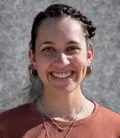 Karis Lammott headshot