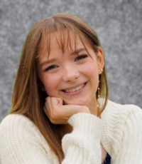 Abigail Bragg headshot