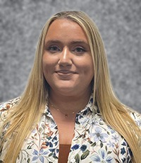 Allison Edwards headshot