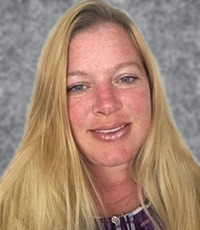 Jennifer Leonard headshot