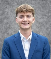 Max Huyser headshot